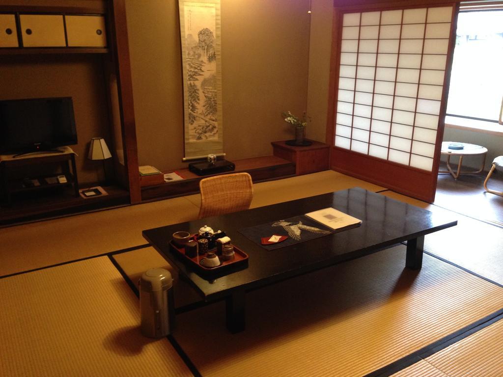 唐津市 洋阁日式旅馆酒店 客房 照片