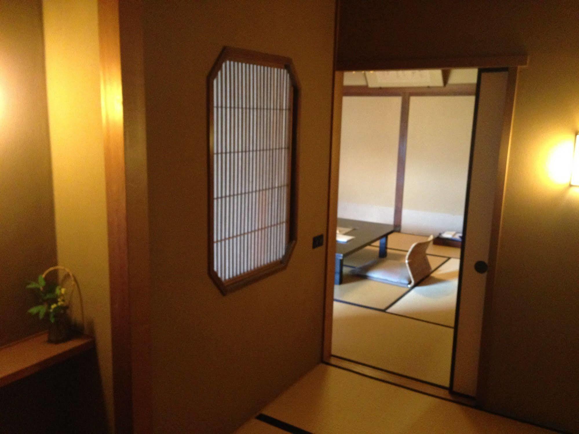 唐津市 洋阁日式旅馆酒店 外观 照片